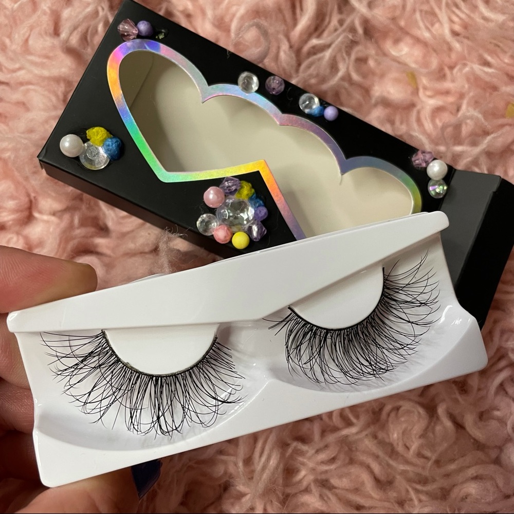 Artisan Lashes